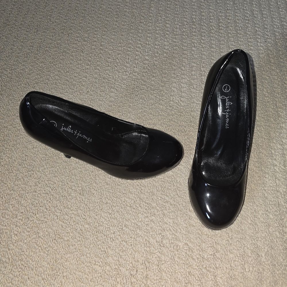 Women's highheel shoes size 7